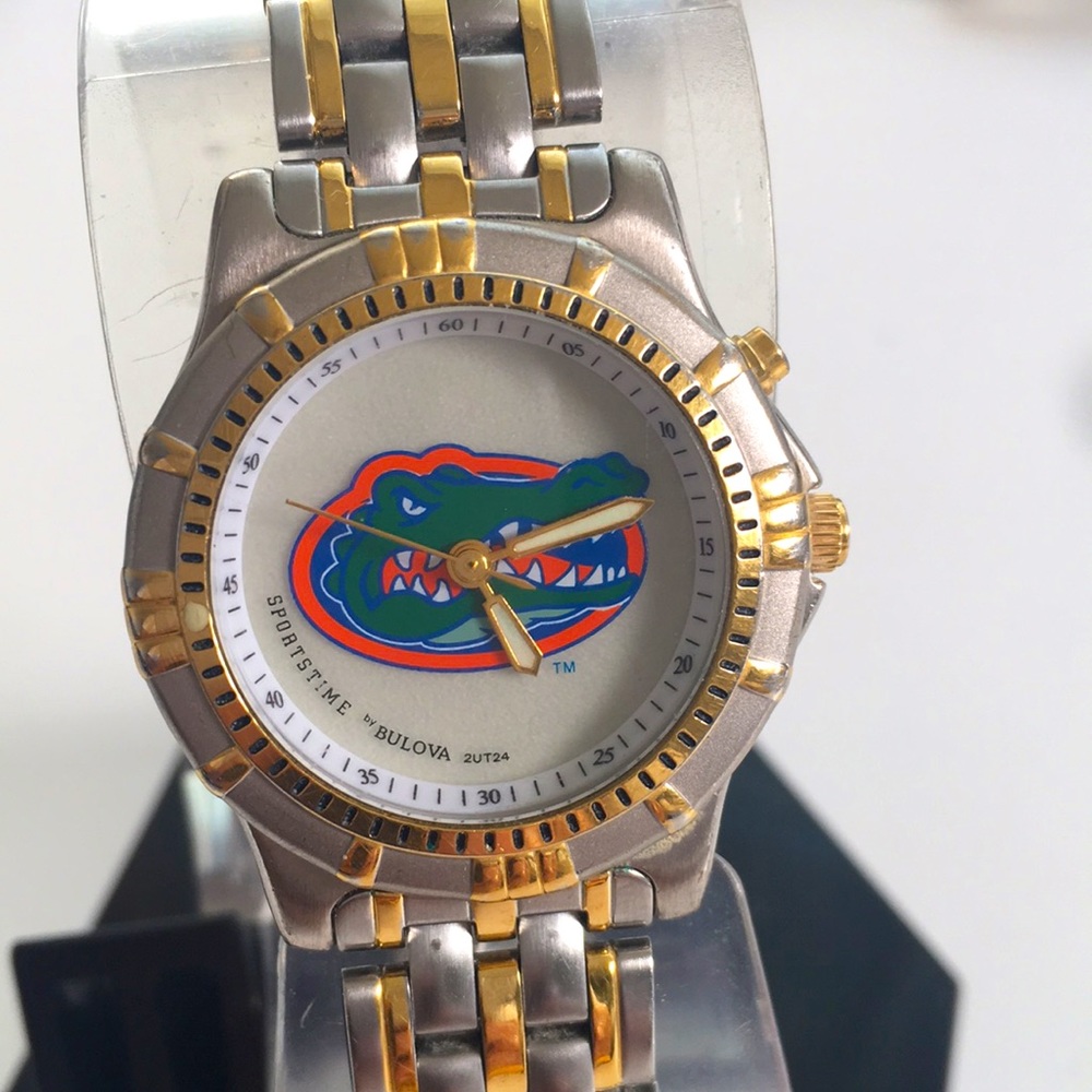 BULOVA “FLORIDA GATORS” GORGEOUS!! MODEL# -2UT24 NEAR MINT 100% EXTREMELY RARE!!